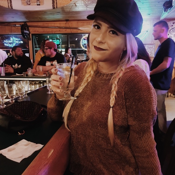 Meet the Posher - Picture 4 of 5